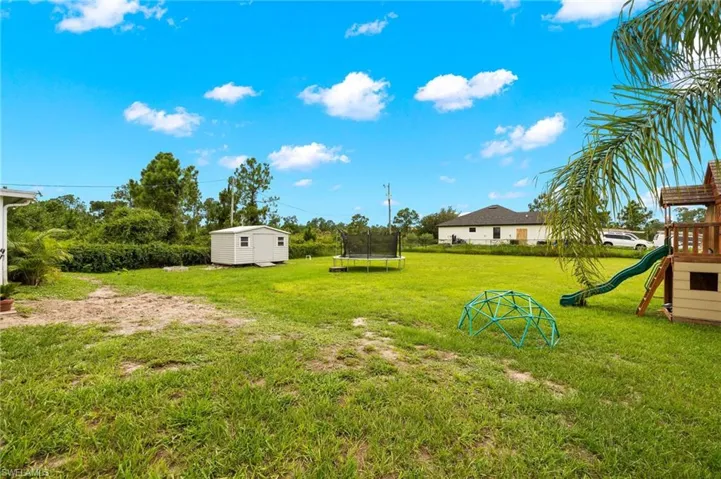523  Leroy  AVE, Lehigh Acres, FL 33972