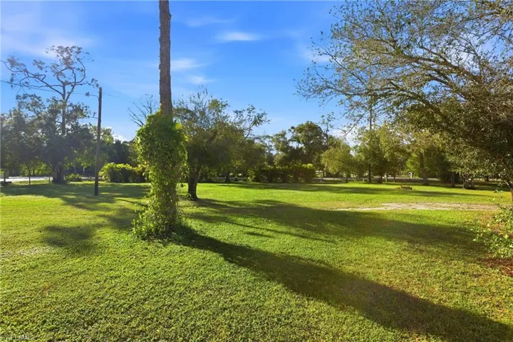 19550 Nalle Rd, North Fort Myers, Florida 33917
