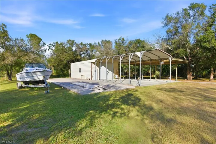 19550 Nalle Rd, North Fort Myers, Florida 33917