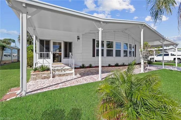 707  Palm Frond  CT, North Fort Myers, FL 33917