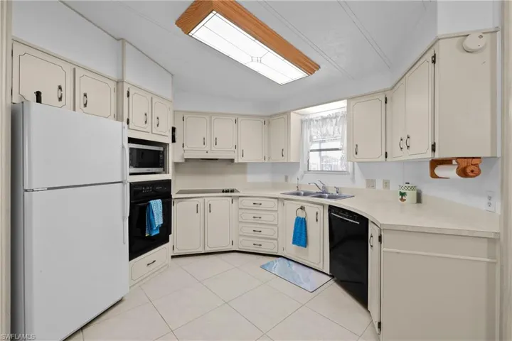 707  Palm Frond  CT, North Fort Myers, FL 33917