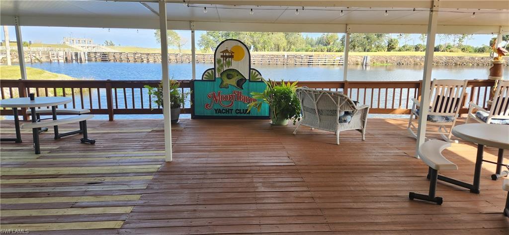 895  Yacht Club NW WAY, MOORE HAVEN, FL 33471