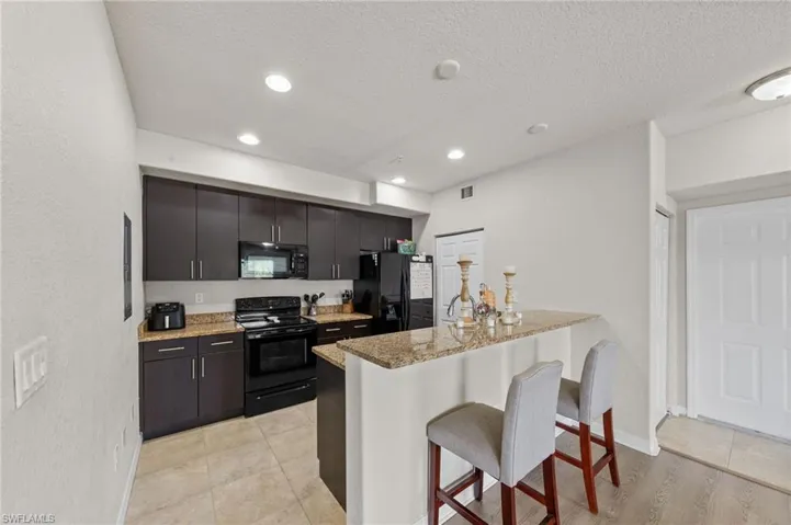 13160 Bella Casa Cir 2111, Fort Myers, Florida 33966