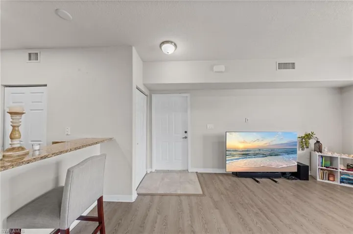 13160 Bella Casa Cir 2111, Fort Myers, Florida 33966
