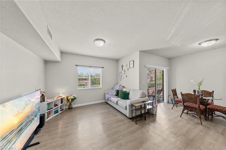 Spacious open floorplan