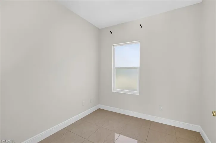 2770  70th NE AVE, Naples, FL 34120