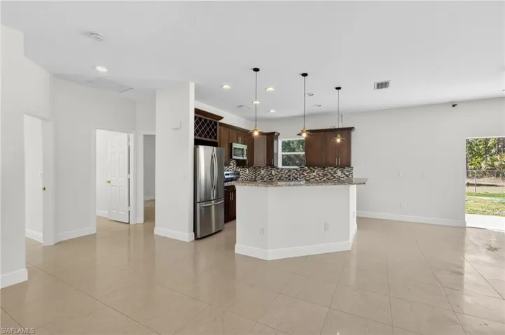 2770  70th NE AVE, Naples, FL 34120