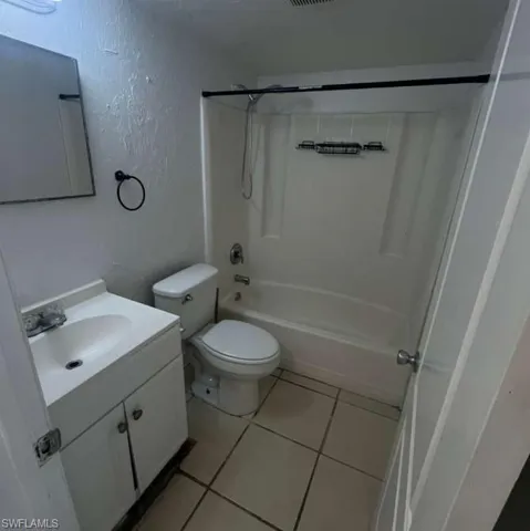 3838 Madison Ave 2, Fort Myers, Florida 33916