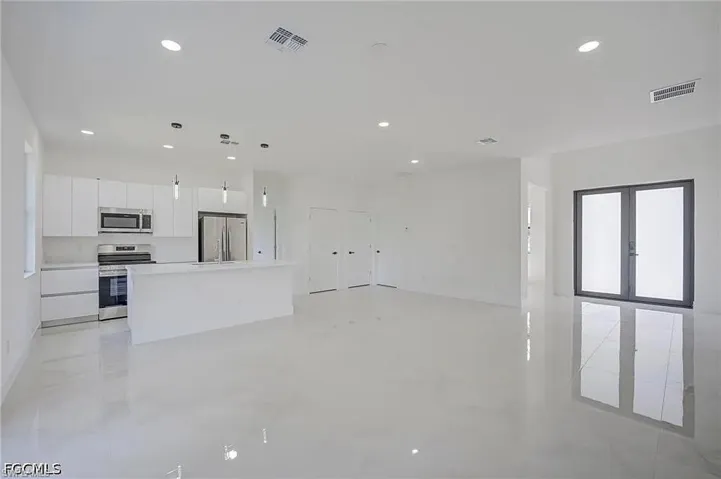 5905 Sunshine Blvd N, Lehigh Acres, Florida 33971