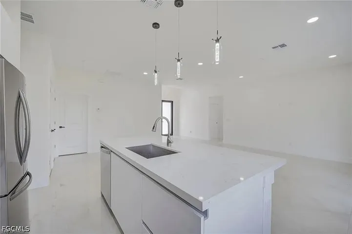 5905 Sunshine Blvd N, Lehigh Acres, Florida 33971