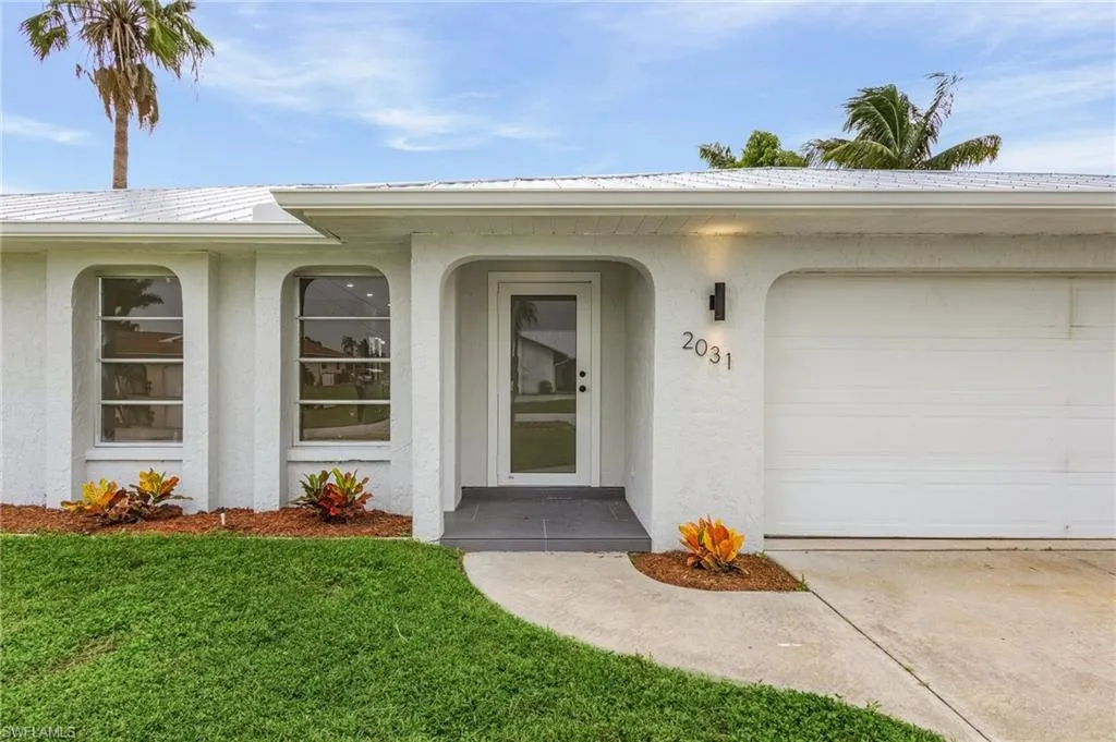 2031 25th LN, Cape Coral, FL 33904,224070267