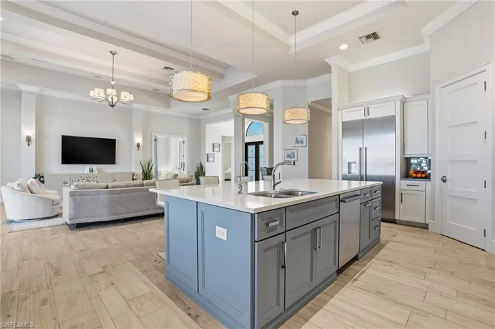 The heart of the home, the great island in the kitchen