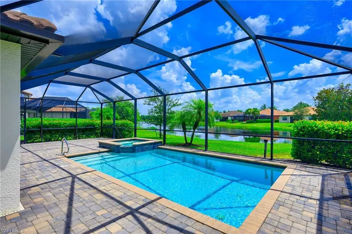 4604  Abaca  CIR, Naples, FL 34119