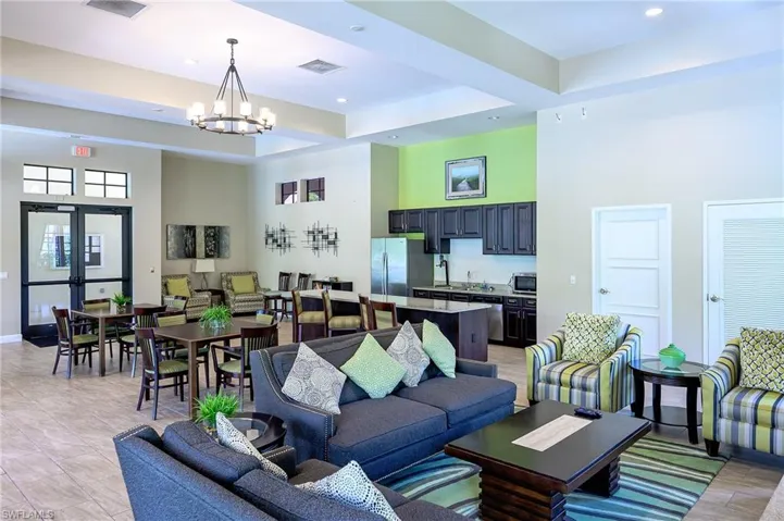 4604  Abaca  CIR, Naples, FL 34119