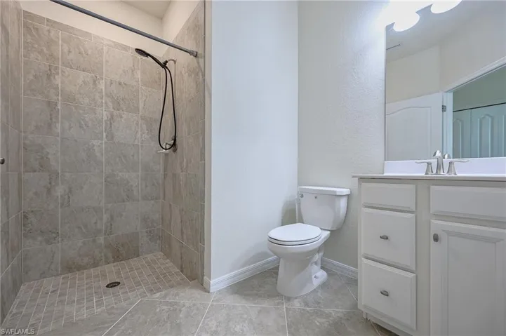 4604  Abaca  CIR, Naples, FL 34119