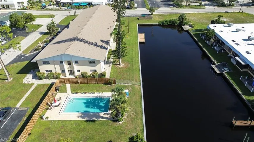 4901 Victoria Dr 204, Cape Coral, Florida 33904