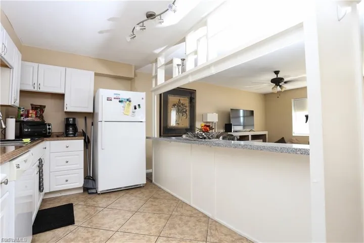4901 Victoria Dr 204, Cape Coral, Florida 33904