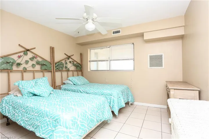 4901 Victoria Dr 204, Cape Coral, Florida 33904