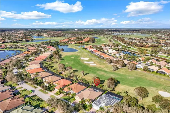 8706  Mustang Island  CIR, Naples, FL 34113