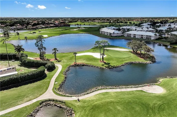 8706  Mustang Island  CIR, Naples, FL 34113