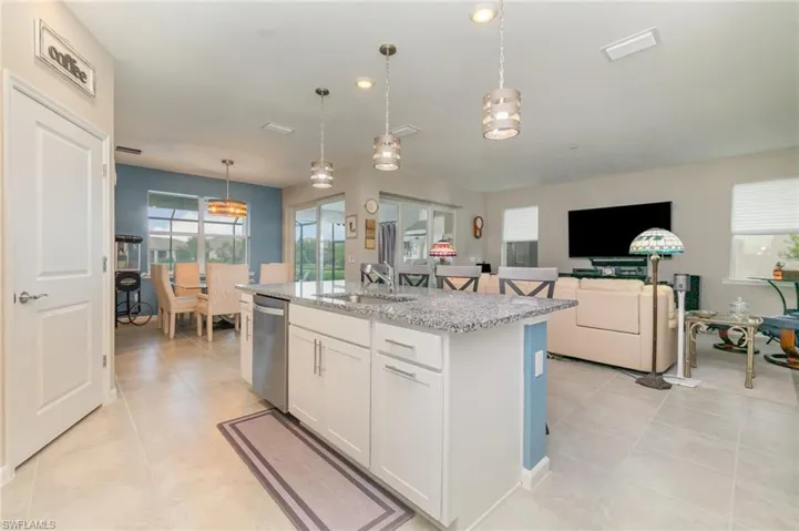 7079  Chapel Creek  LN, North Fort Myers, FL 33917