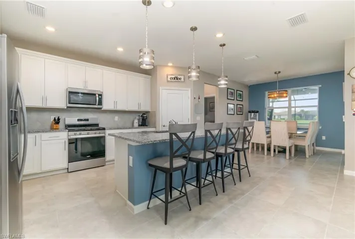 7079  Chapel Creek  LN, North Fort Myers, FL 33917
