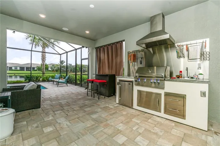 7079  Chapel Creek  LN, North Fort Myers, FL 33917
