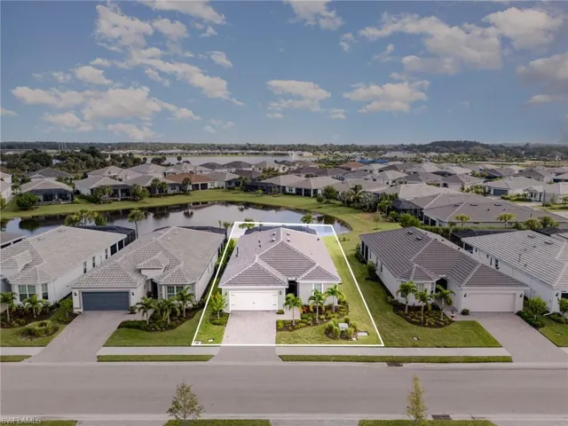 7079  Chapel Creek  LN, North Fort Myers, FL 33917