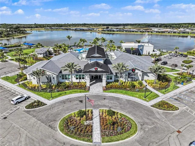 7079  Chapel Creek  LN, North Fort Myers, FL 33917