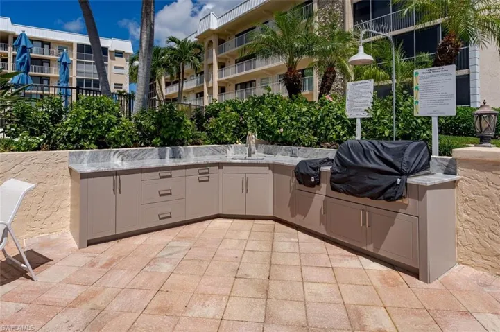3450 Gulf Shore Blvd N 315, Naples, Florida 34103