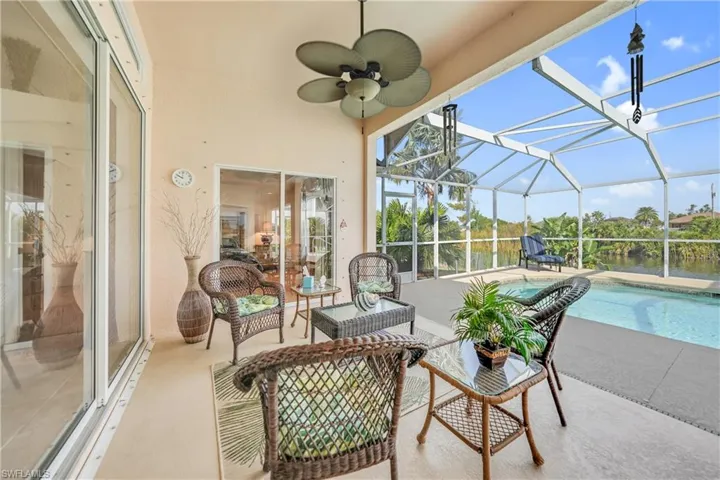 2517 SW 2nd  TER, Cape Coral, FL 33991