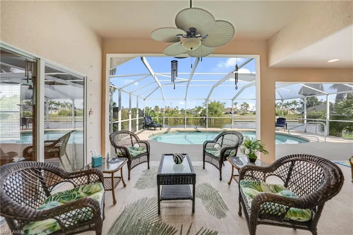 2517 SW 2nd  TER, Cape Coral, FL 33991
