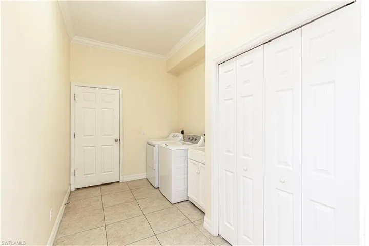 12288 Casals Ln, Bonita Springs, Florida 34135