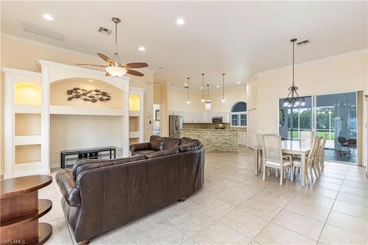 12288 Casals Ln, Bonita Springs, Florida 34135