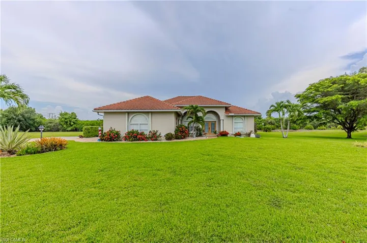 12288 Casals Ln, Bonita Springs, Florida 34135