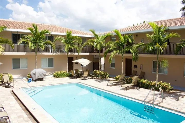2102 Alamanda Dr Penthouse B, Naples, Florida 34102