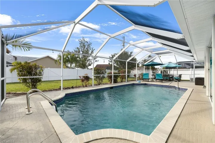 606 SE 28th  TER, Cape Coral, FL 33904
