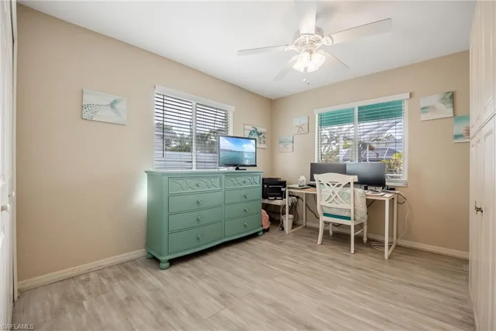 606 SE 28th  TER, Cape Coral, FL 33904