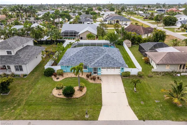 606 SE 28th  TER, Cape Coral, FL 33904