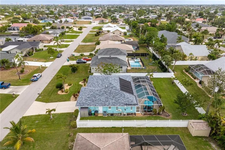 606 SE 28th  TER, Cape Coral, FL 33904