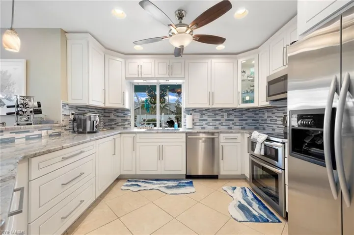 606 SE 28th  TER, Cape Coral, FL 33904