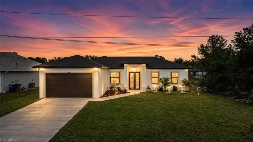 2705 Darlene Pl, Lehigh Acres, Florida 33971