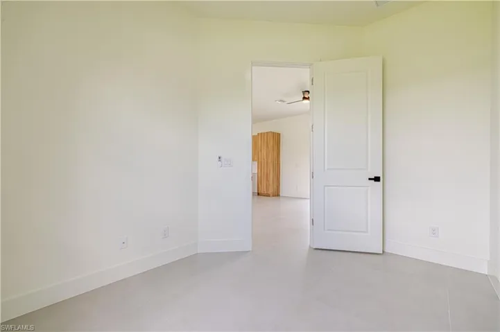 Den/office room
