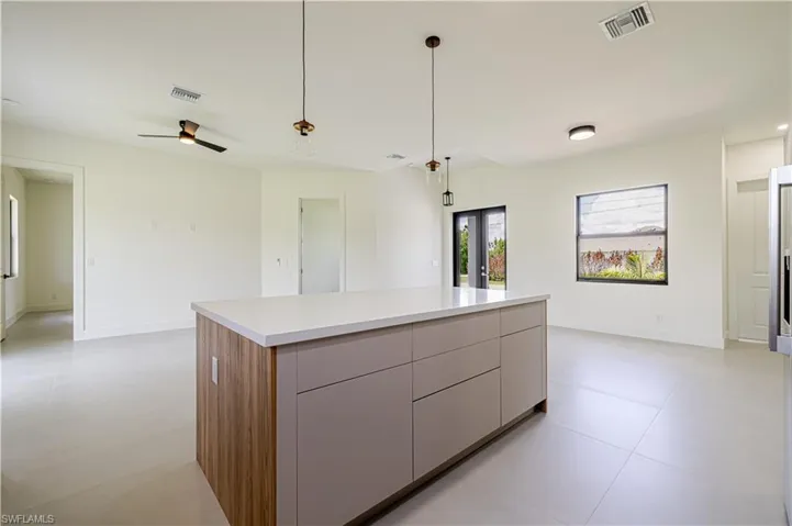 2705 Darlene Pl, Lehigh Acres, Florida 33971