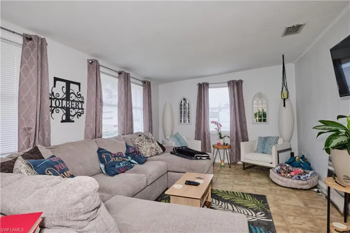 16820 Banyon Dr, Fort Myers, Florida 33908