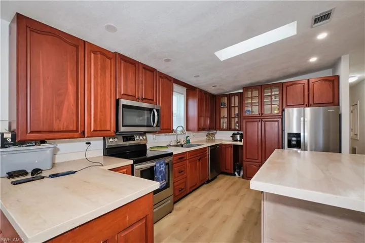 16820 Banyon Dr, Fort Myers, Florida 33908
