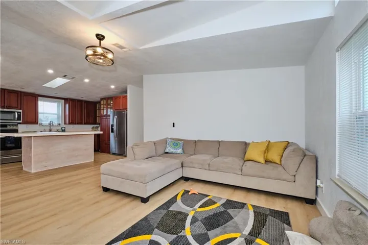 16820 Banyon Dr, Fort Myers, Florida 33908