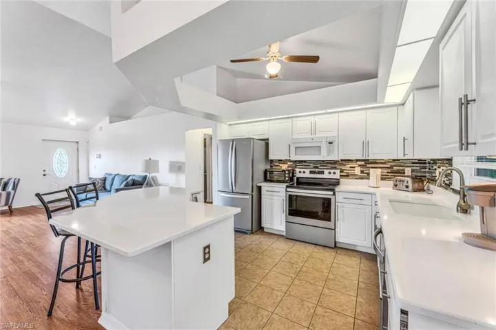 2617 NW 7th ST, CAPE CORAL FL 33993