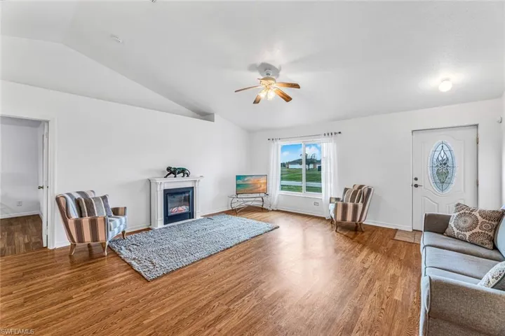2617 NW 7th ST, CAPE CORAL FL 33993