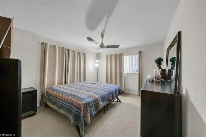 836 Sw Trafalgar Pkwy B, Cape Coral, Florida 33991
